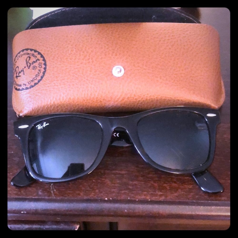 Ray-ban wayfarer sunglasses